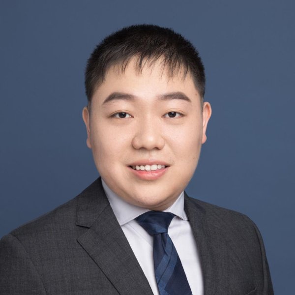 成都配资网 抢购汽车！美国“恐怖数据”意外超预期，经济支柱稳住了？